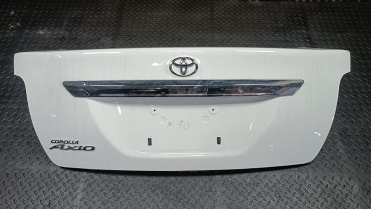 Крышка багажника Тойота Королла Аксио в Темрюке 106942