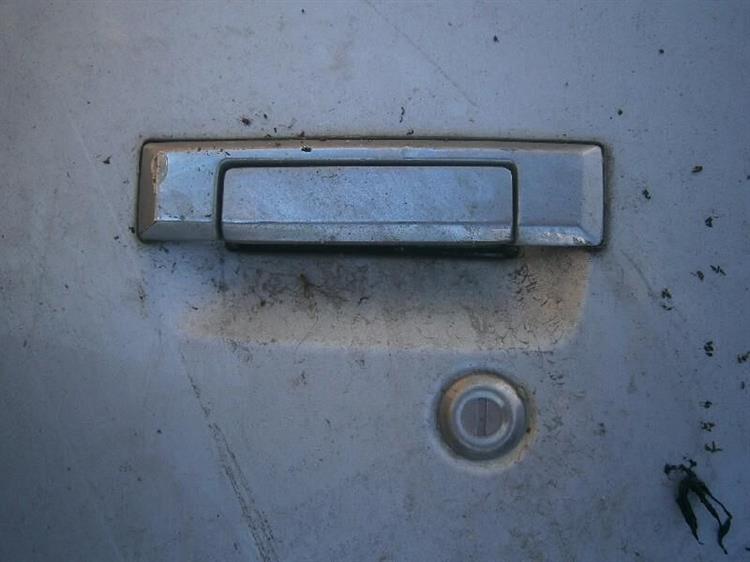 Дверь Тойота Таун Айс в Темрюке 15430