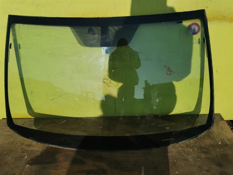Лобовое стекло Тойота РАВ 4 в Темрюке 37216